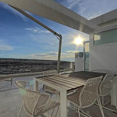 Apartamento 006 - Infinity View Penthouse - Comfortholidays